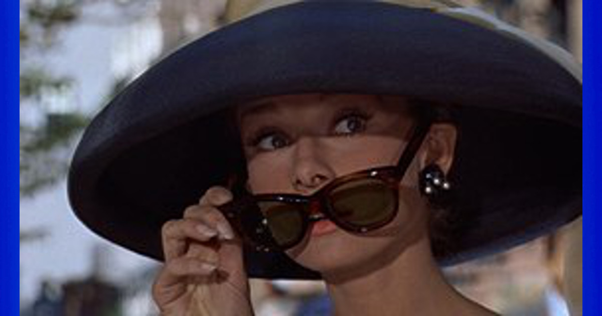 Audrey Hepburn, colazione da Tiffany (wikipedia)-min