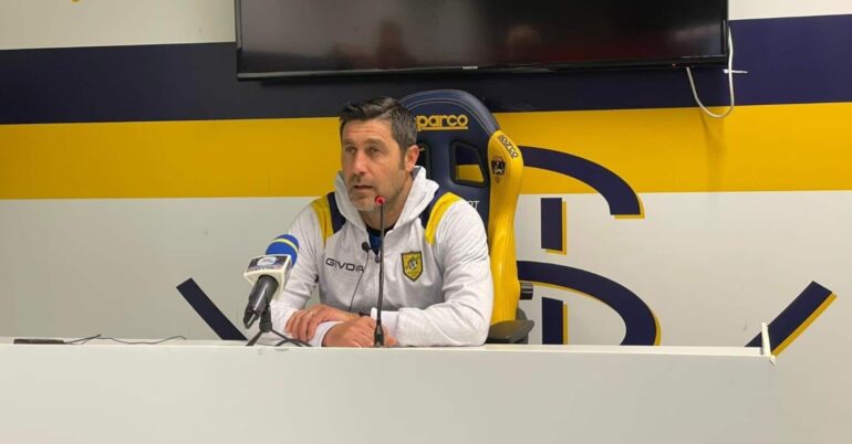 Juve Stabia: Quando il disordine organizzato ti fa portare a casa 3 punti Lucenti