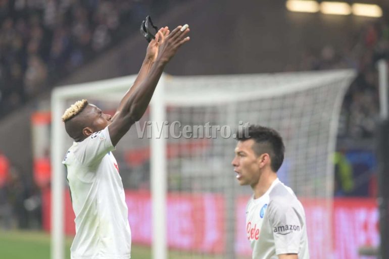 Canta Partenope per la tua prima volta: Napoli ai quarti di Champions League