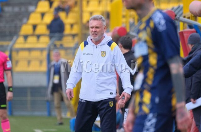 Juve Stabia, i convocati di Pochesci per il match col Pescara