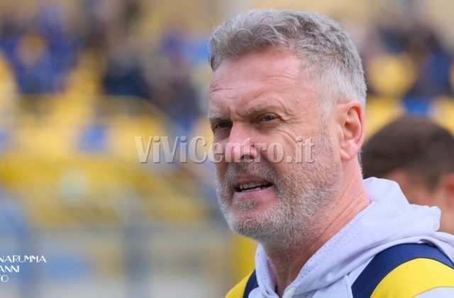Juve Stabia, esonero Pochesci: arriva il comunicato ufficiale