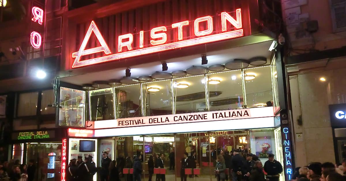 Pacco bomba al Teatro Ariston Festival di Sanremo-min