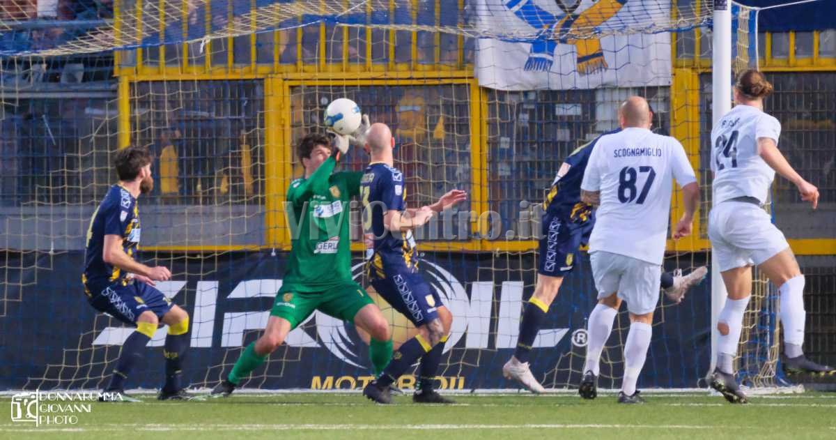 pagelle numeri Juve Stabia Giugliano 2 a 1 Serie C 2022-2023 (11) BAROSI