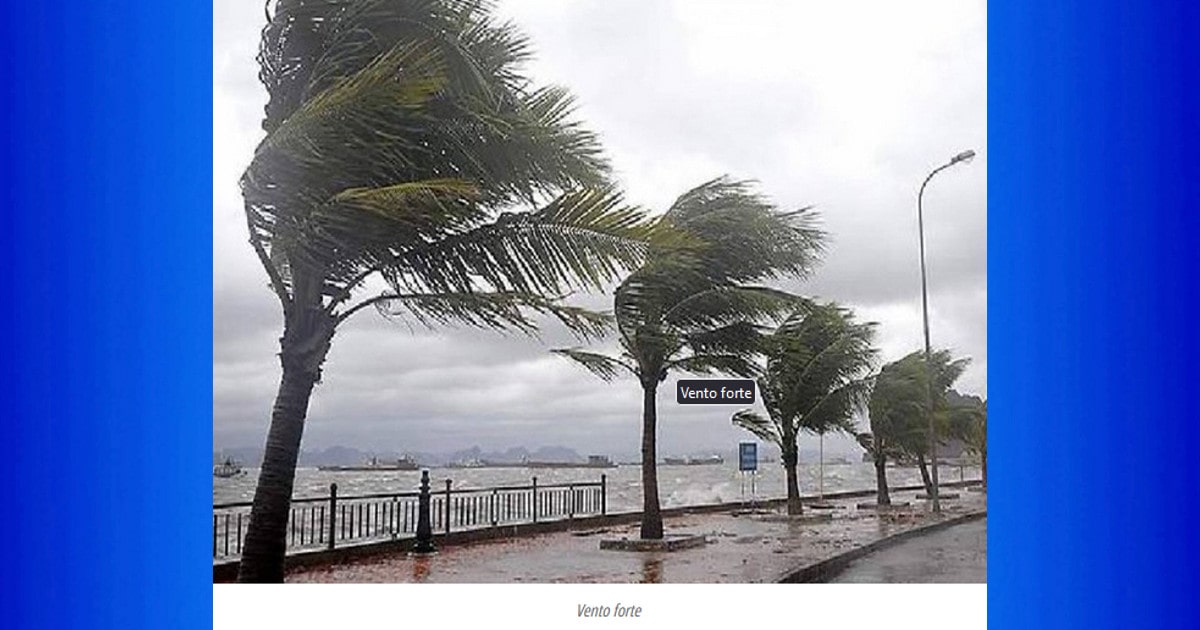 Bomba d'acqua e vento forte