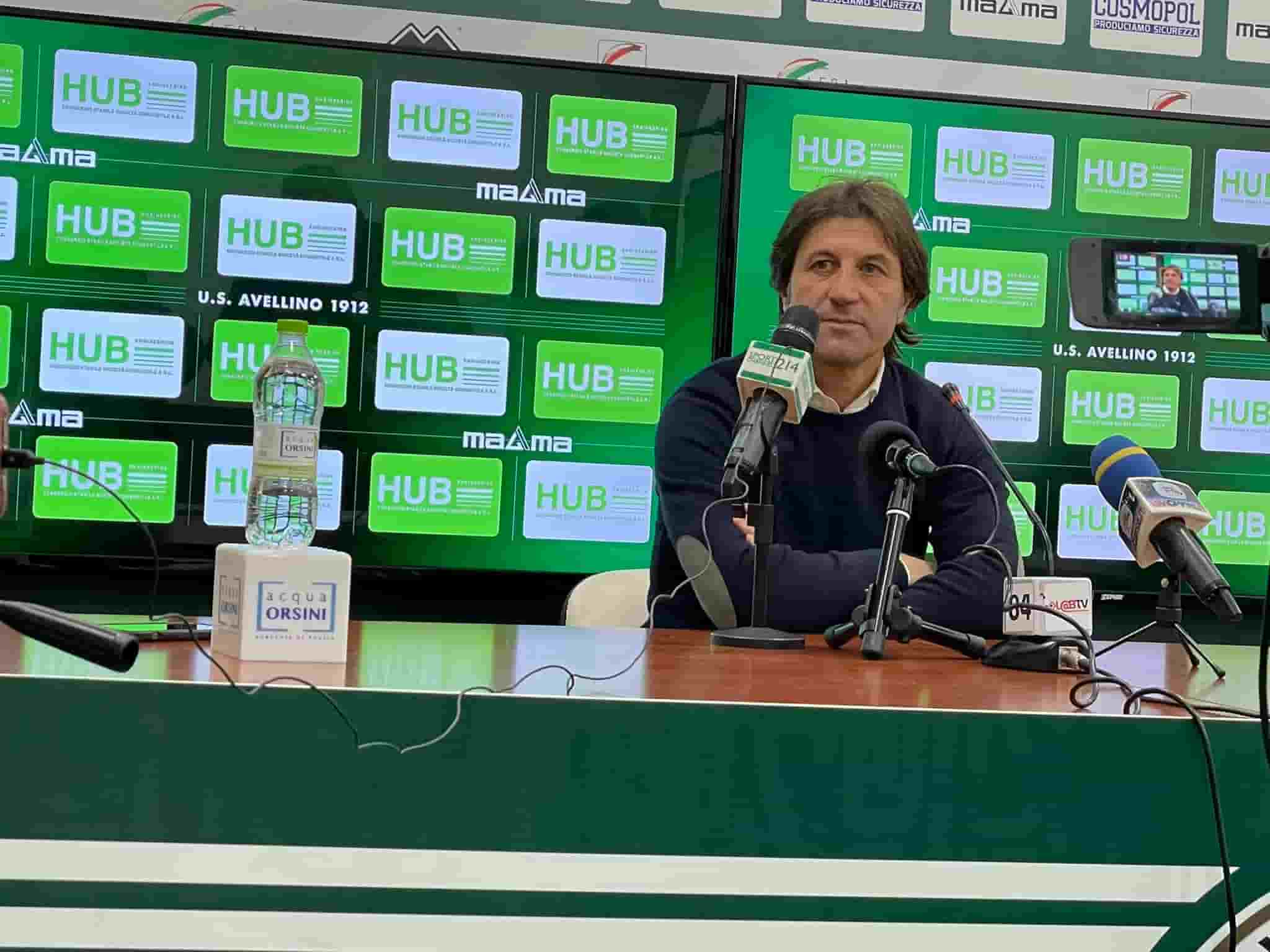 avversario Vespe Rastelli Avellino Juve Stabia