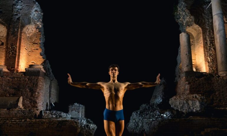 “Roberto Bolle and Friends” torna al Teatro Antico di Taormina