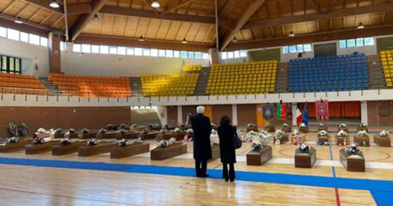 Naufragio dei migranti: Mattarella a Crotone, Schlein anche, Meloni numquam