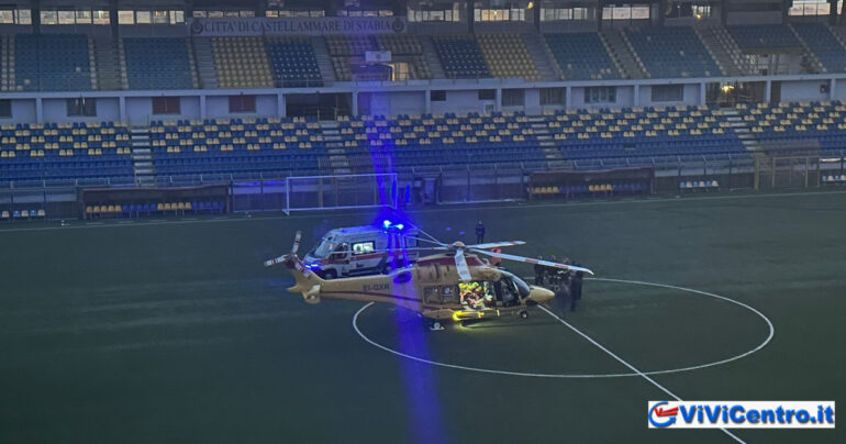 Elicottero atterrato nel Romeo Menti di Castellammare