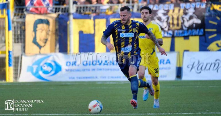 Juve Stabia, Daniele Altobelli rescinde il contratto e lascia le Vespe