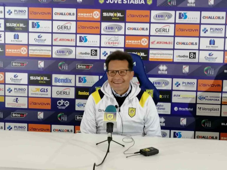 Novellino: “Consapevole della forza della Juve Stabia. A Messina gara importante”