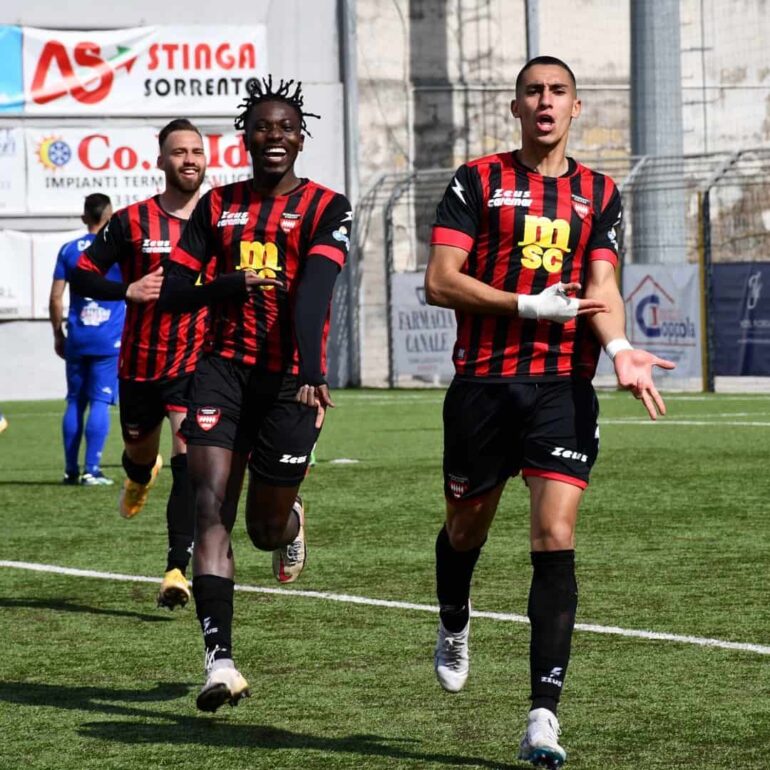 Il Sorrento non molla: 2 a 1 al Costa Orientale Sarda