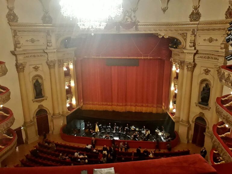 AL TEATRO FILARMONICO DI VERONA, la primavera sinfonica di fondazione arena fiorisce con Beethoven e Mendelssohn