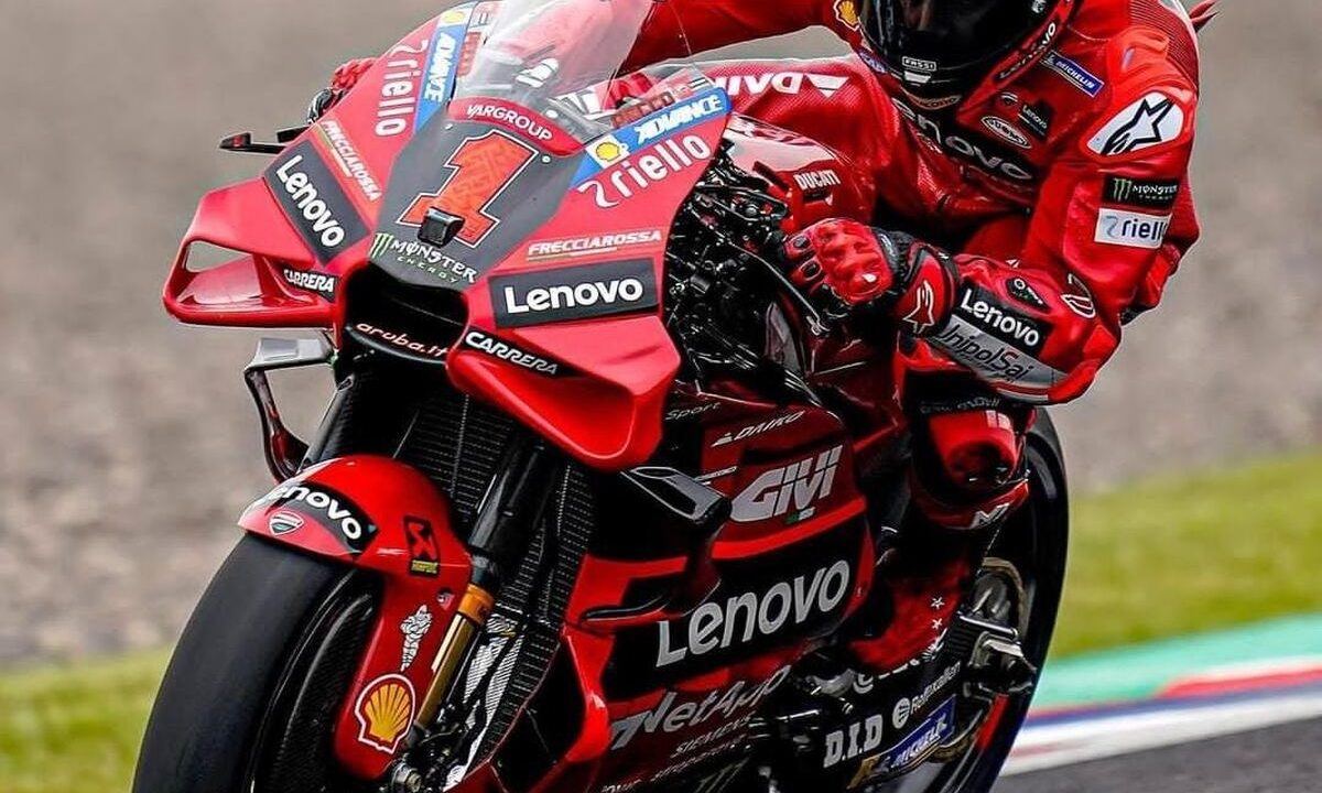 Pole Position per Bagnaia e nuovo record della pista!