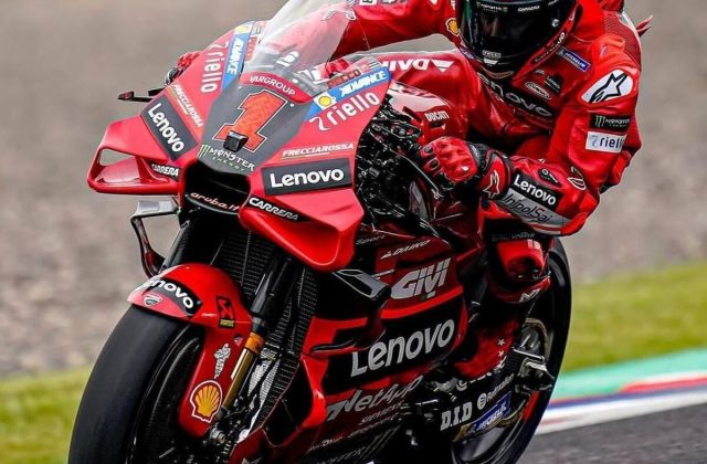 Pole Position per Bagnaia e nuovo record della pista!