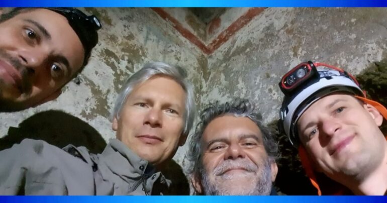 Scoperta camera una funeraria sotterranea a Napoli