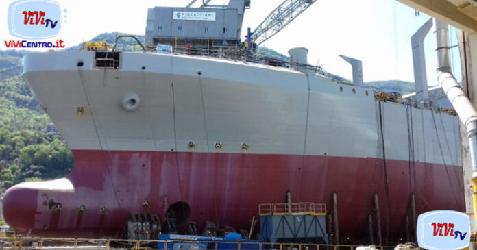 Economia e Industria di Castellammare di Stabia (NA): Cantieri navali stabiesi Nave LHD “Trieste”