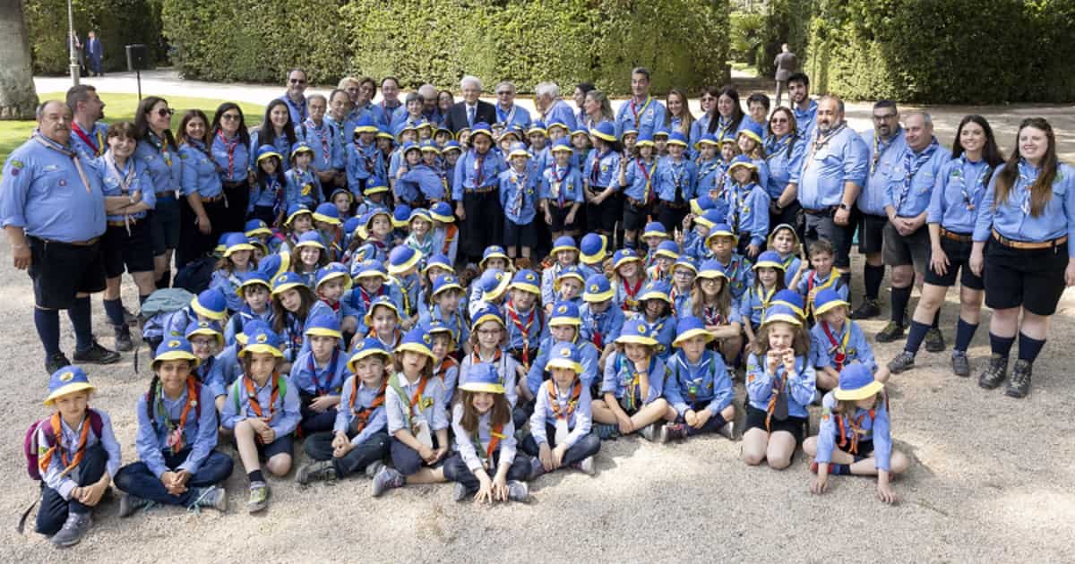 Delegazione Scout Castorini al Quirinale, incontro con il Presidente Mattarella-min