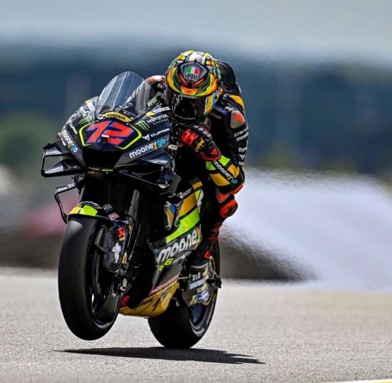 MotoGP, Le Mans: il GP n°1000 va a Marco Bezzecchi!