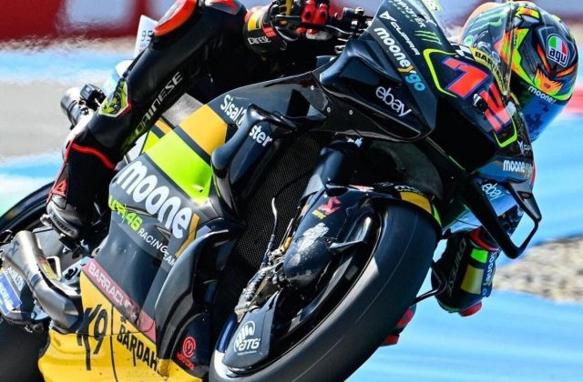 GP Assen, pole position per Bezzecchi! Prima fila tutta italiana