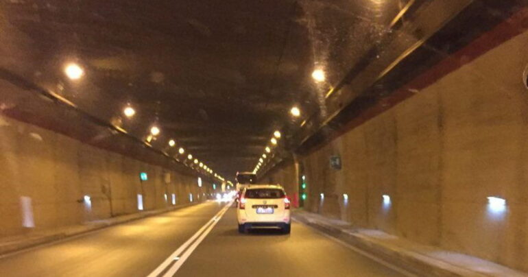 Stabia, targhe alterne auto dirette a Sorrento