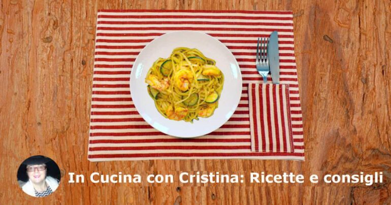 Spaghetti con gamberetti, zucchine e zafferano