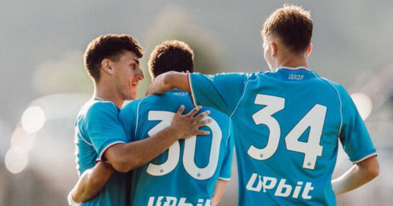 Napoli travolge l’Anaune Val di Non 6-1 nella prima amichevole di Rudi Garcia