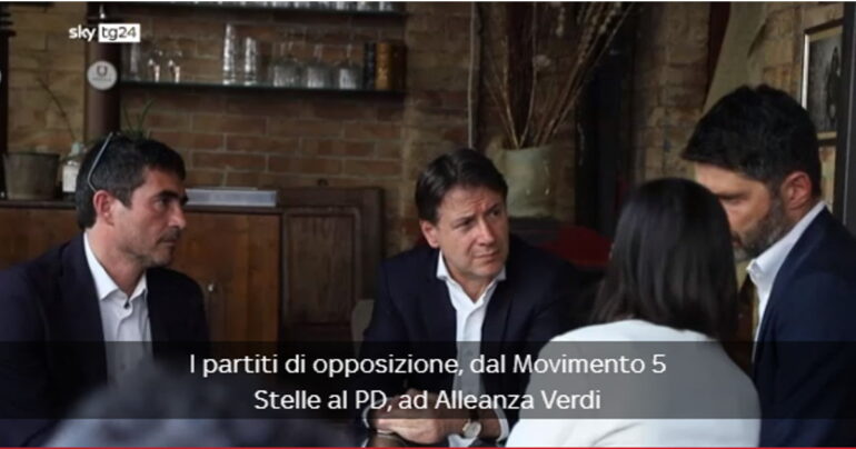 Polemiche e Proteste: RdC Napoli!