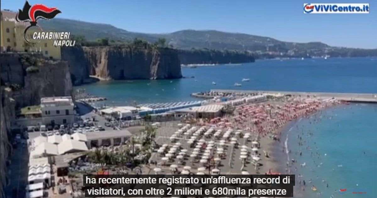 Sorrento, Carabinieri sulle Tracce delle 'Navette Abusive' e del Trasporto Turistico Irregolare
