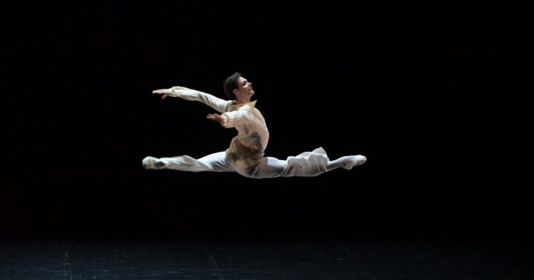 Jacopo Tissi, dal Teatro Bolshoi al Teatro Antico di Taormina