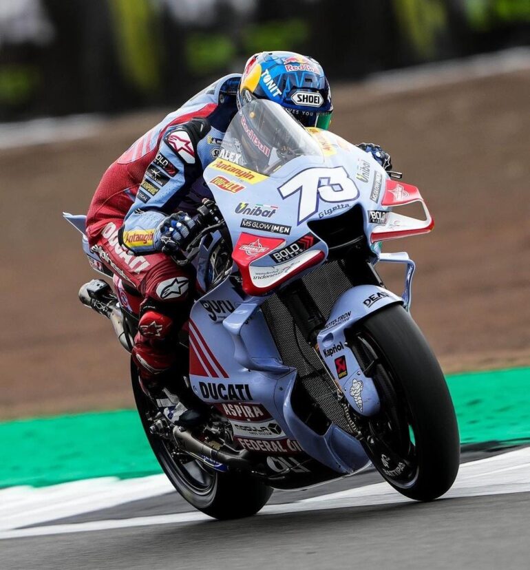 Alex Marquez vince la Sprint del GP di Silverstone!