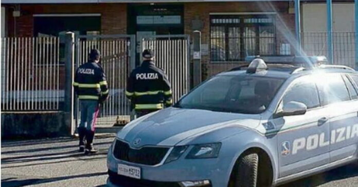 Anziana stabiese sbaglia treno, si perde e vaga disorientata, aiutata dalla polizia