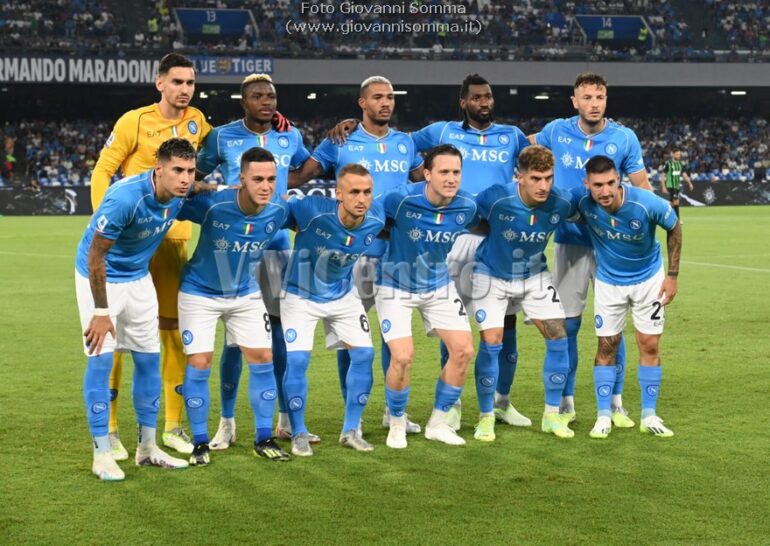Foto Napoli – Sassuolo (2-0). Gli azzurri restano a punteggio pieno dopo 2 giornate