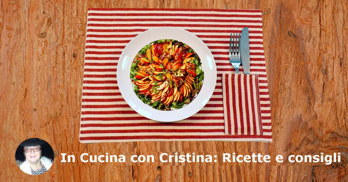 Insalata Estiva: Nettarine Croccanti e Pancetta Saporita