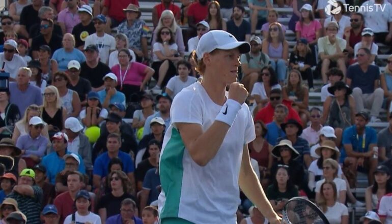 Sinner vince il derby con Berrettini! Due italiani agli ottavi di Toronto