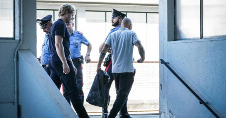 Tragedia ferroviaria a Torino: Cinque operai trucidati