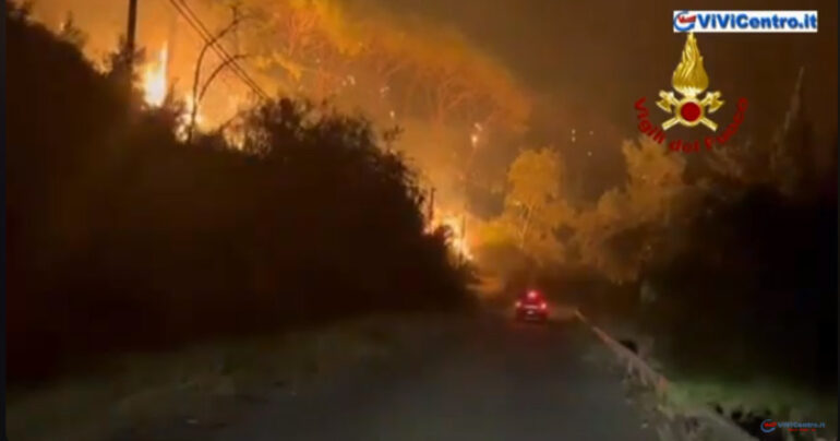 Emergenza Meteo Italia: Piogge Torrenziali, Incendi in Sicilia e Blocchi Stradali