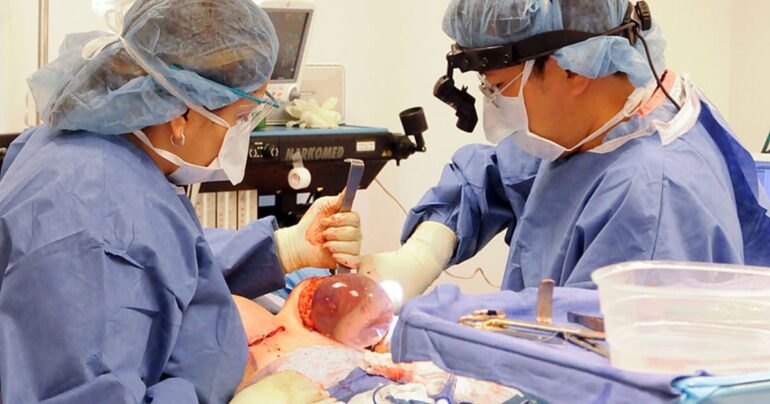 Intervento al Seno: Giovane Napoletana Muore Dopo una Settimana