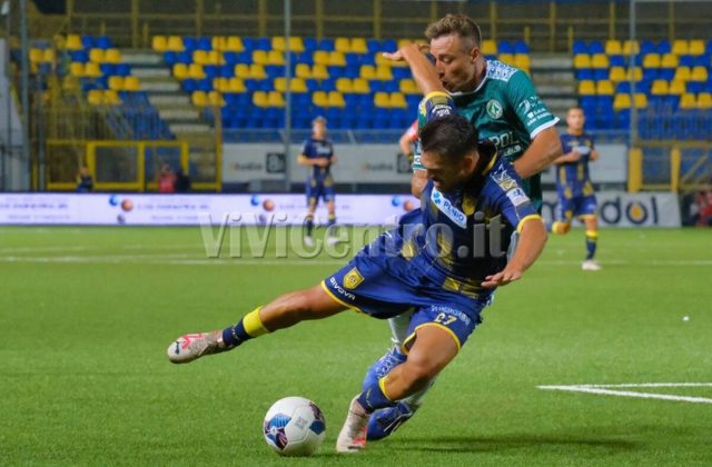 Juve Stabia – Avellino, il derby campano infiamma la Serie B: I tifosi hanno cerchiato in rosso le date