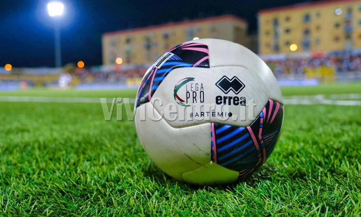 Benevento, la storia dell’avversario della Juve Stabia e l’arbitro