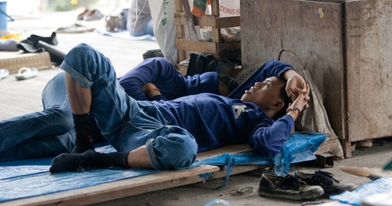 Lavoratori Poveri in Italia: Cosa C’è di Nuovo e le Cause di Questo Cambiamento