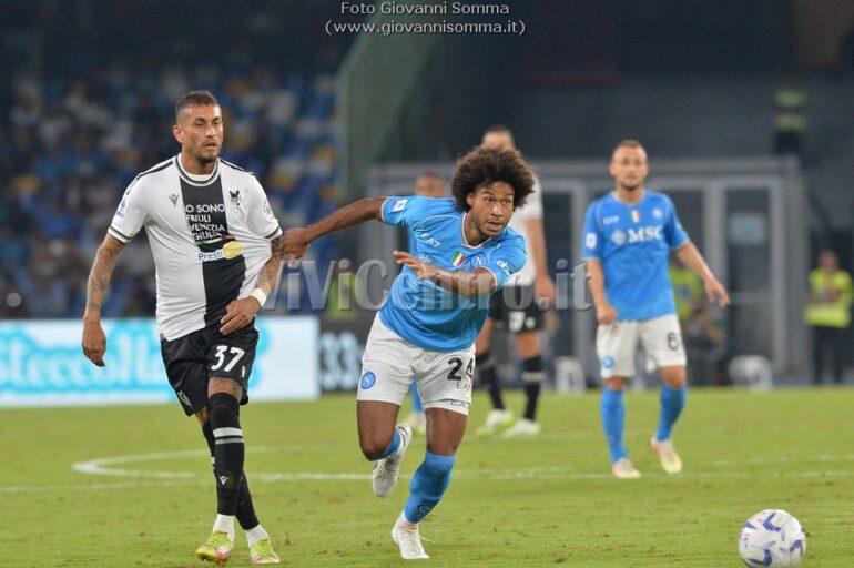 EDITORIALE Un Napoli sbadato si fa beffare sulla sirena da una modesta Udinese (1-1)