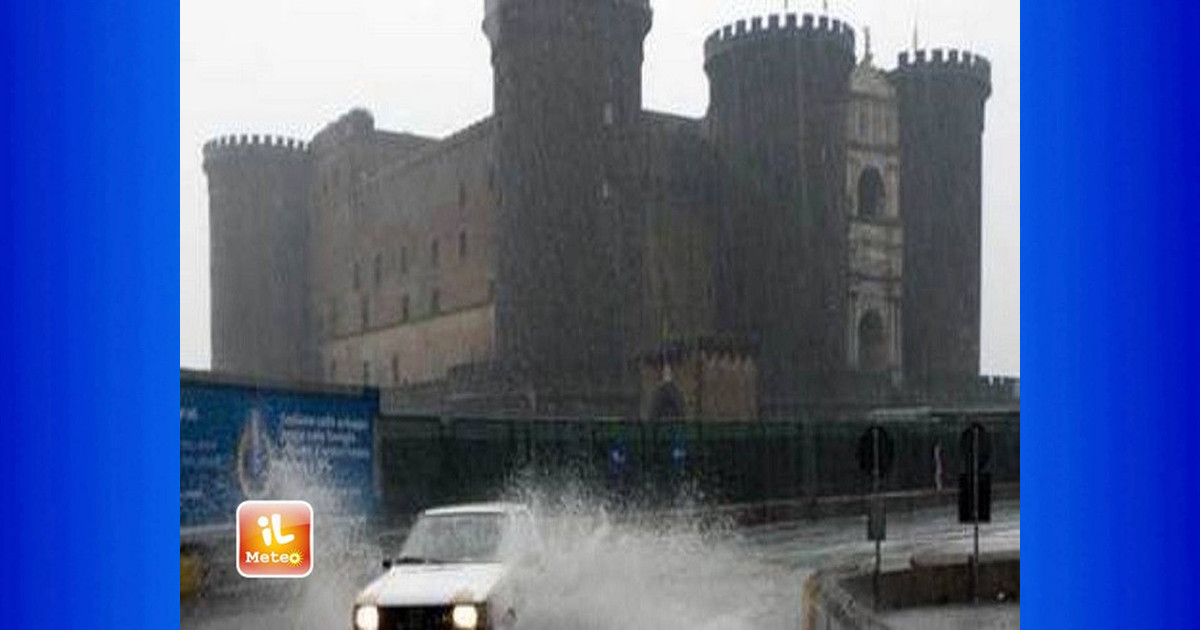 Meteo Napoli, pioggia