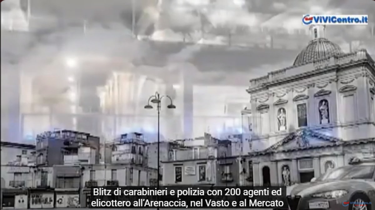 Blitz di carabinieri e polizia con 200 agenti ed elicottero all’Arenaccia, nel Vasto e al Mercato
