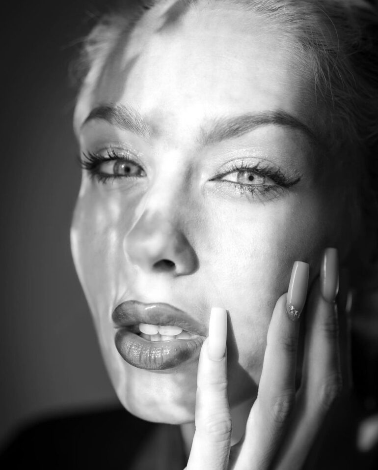 Lorih Caradonna: “Sto lavorando al mio libro”