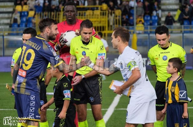 Juve Stabia – Latina (1-0). Le foto dei calciatori e del pubblico presente al Menti
