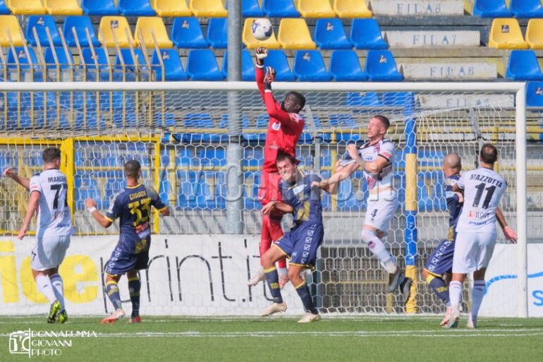 Juve Stabia, difesa da record: seconda solo al Nizza in Europa!