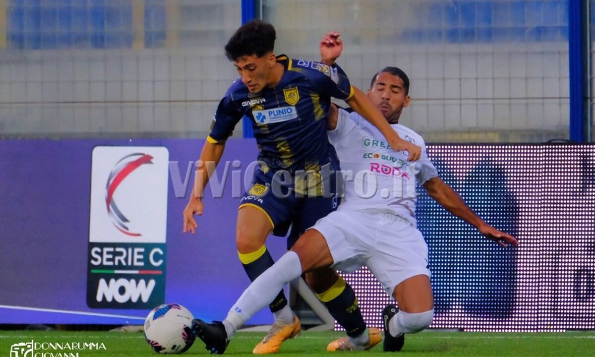 Juve Stabia, oltre al danno anche la beffa: 3 giornate di squalifica a Romeo!