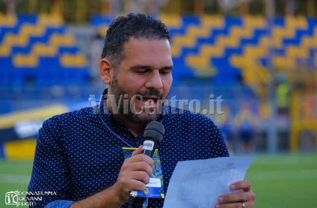 Valle: “Dividiamo il campo dalle vicende giudiziarie. La salvezza è l’unico obiettivo delle Vespe”