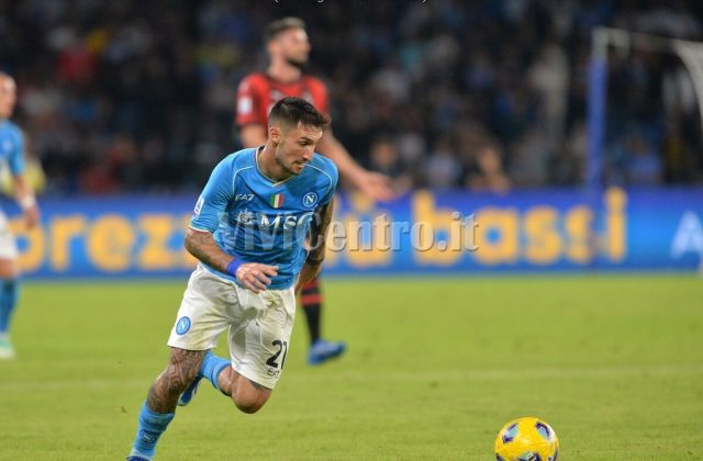 L’AZZURRO PENSIERO. Missione compiuta: Politano abbatte il Milan, il Napoli punta l’Inter