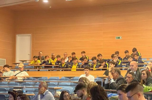 Juve Stabia, Under 16 presente alla laurea di Gianluca Provvisiero